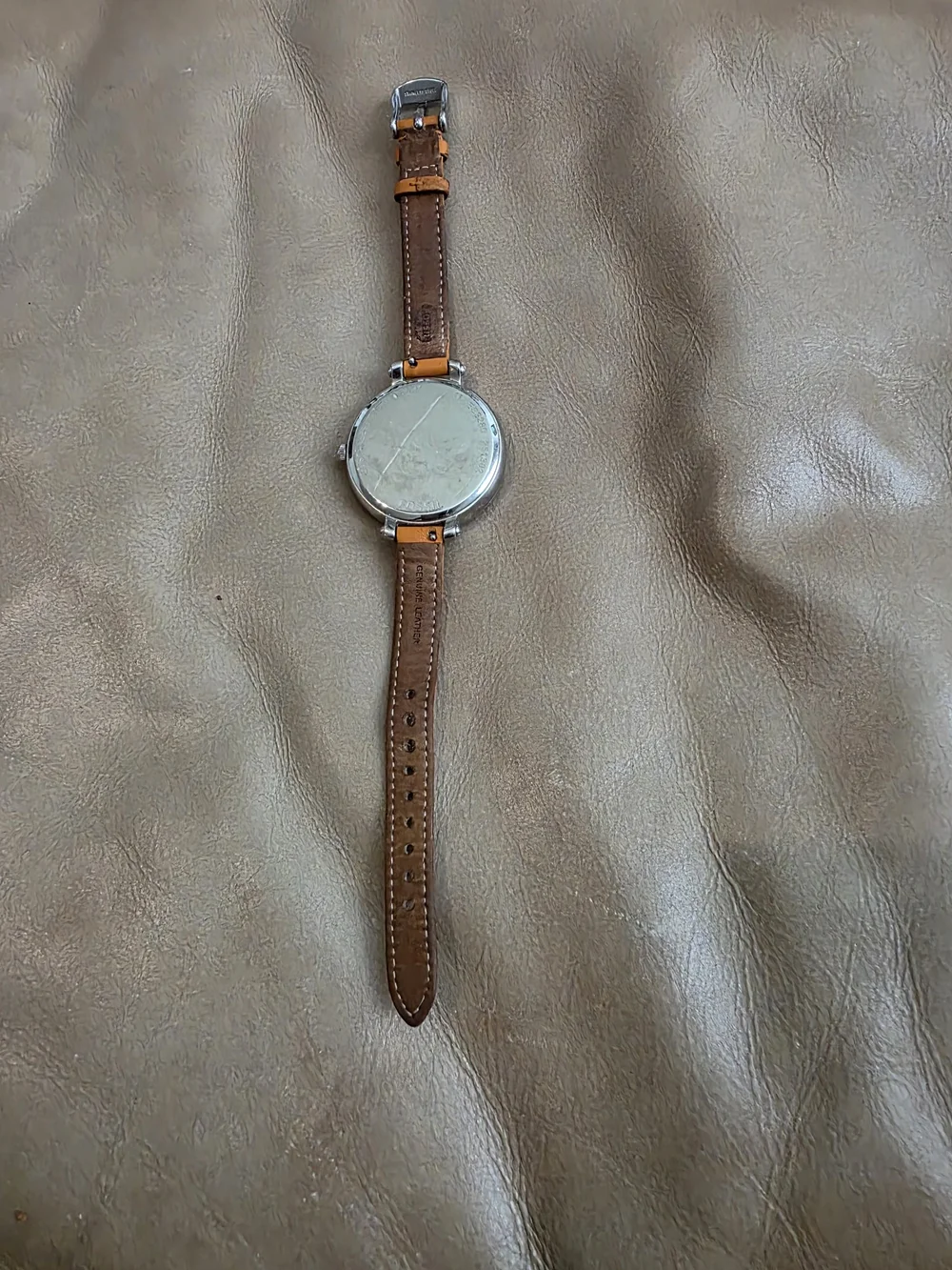 Fossil Classic Round Watch in Cognac Leather